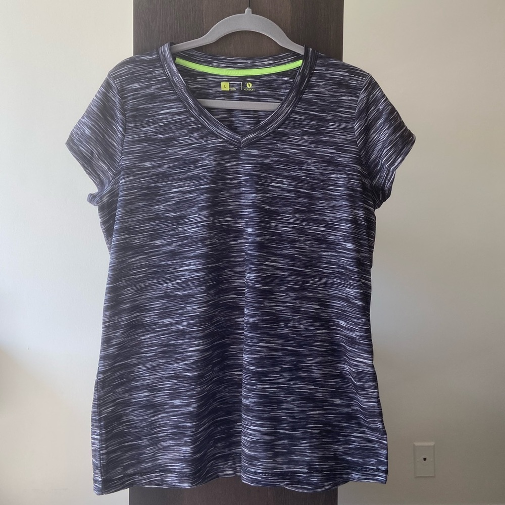 2 Large Short Sleeve T-Shirts
